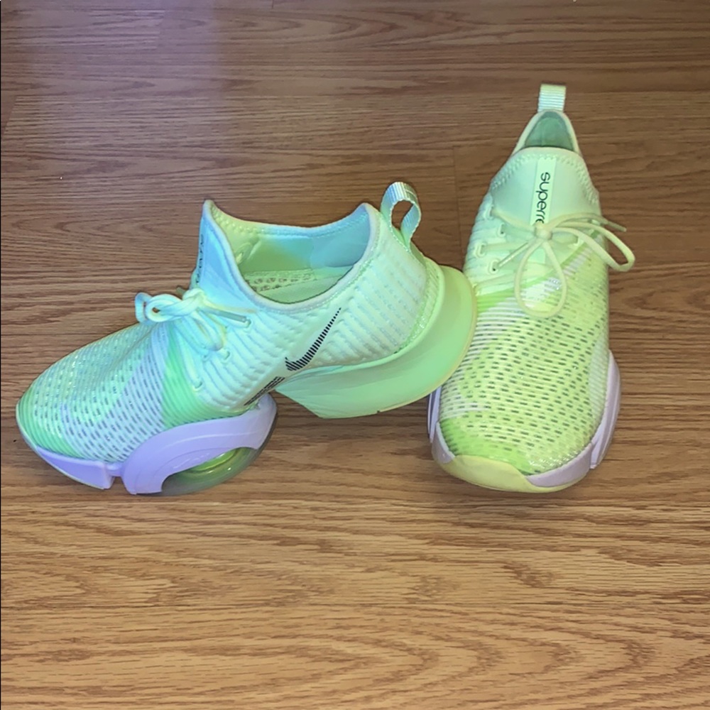 Nike sneakers air zoom